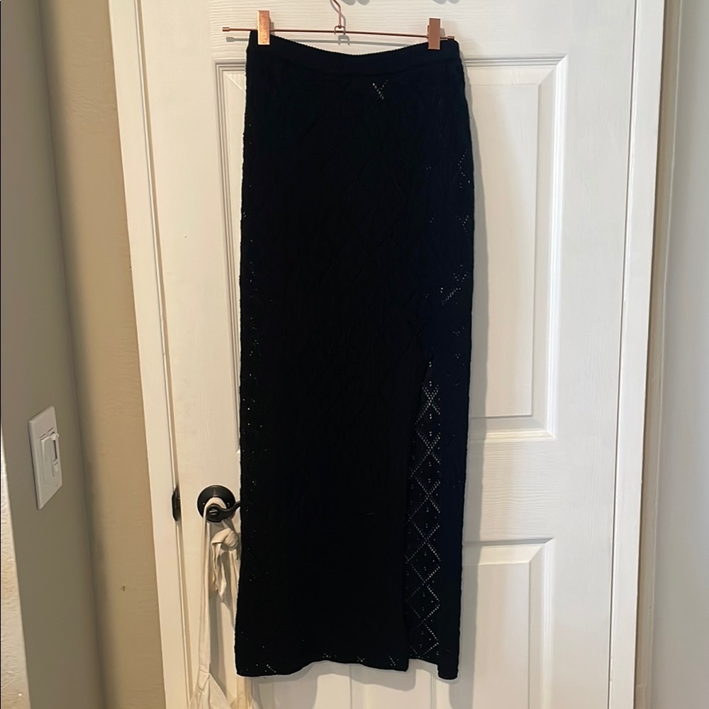 Dissh Elegant Black Maxi Skirt